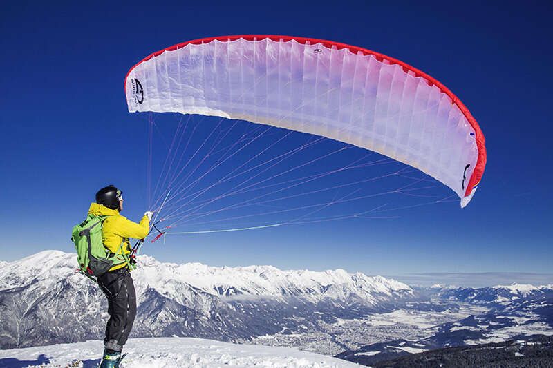 Snowkiting on the Axamer Lizum